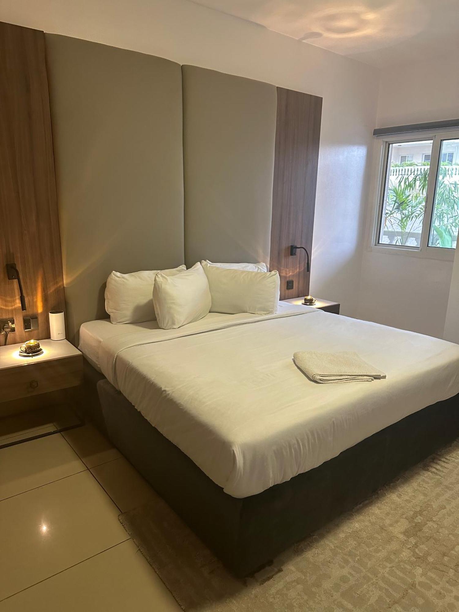 Guided Hospitality - Luxury Accommodations Лагос Экстерьер фото